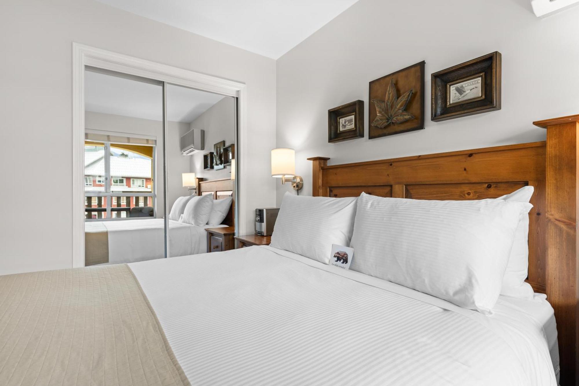 Bear Lodge One Bedroom By Mva Уистлер Экстерьер фото